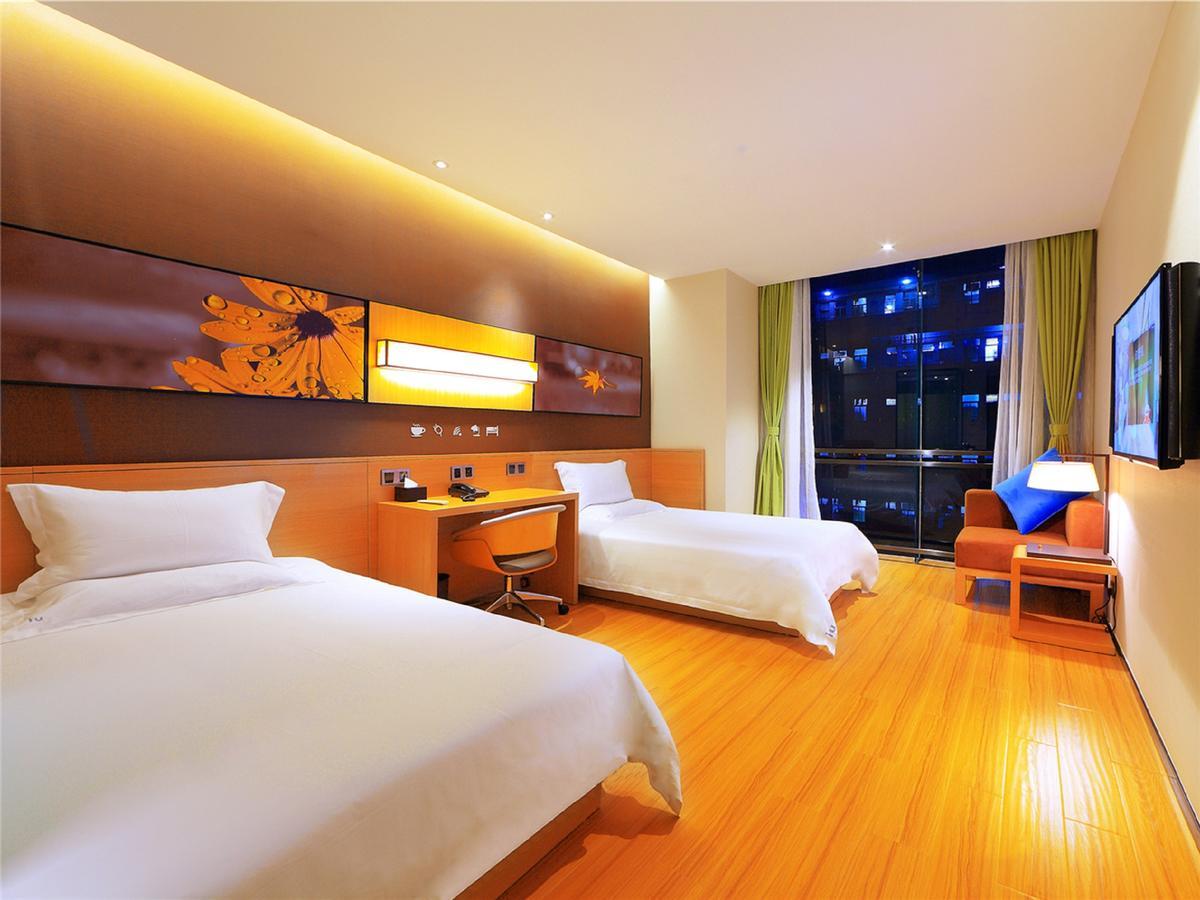 Iu Hotel Ruoyang Yiyang Wenhua Road Ngoại thất bức ảnh